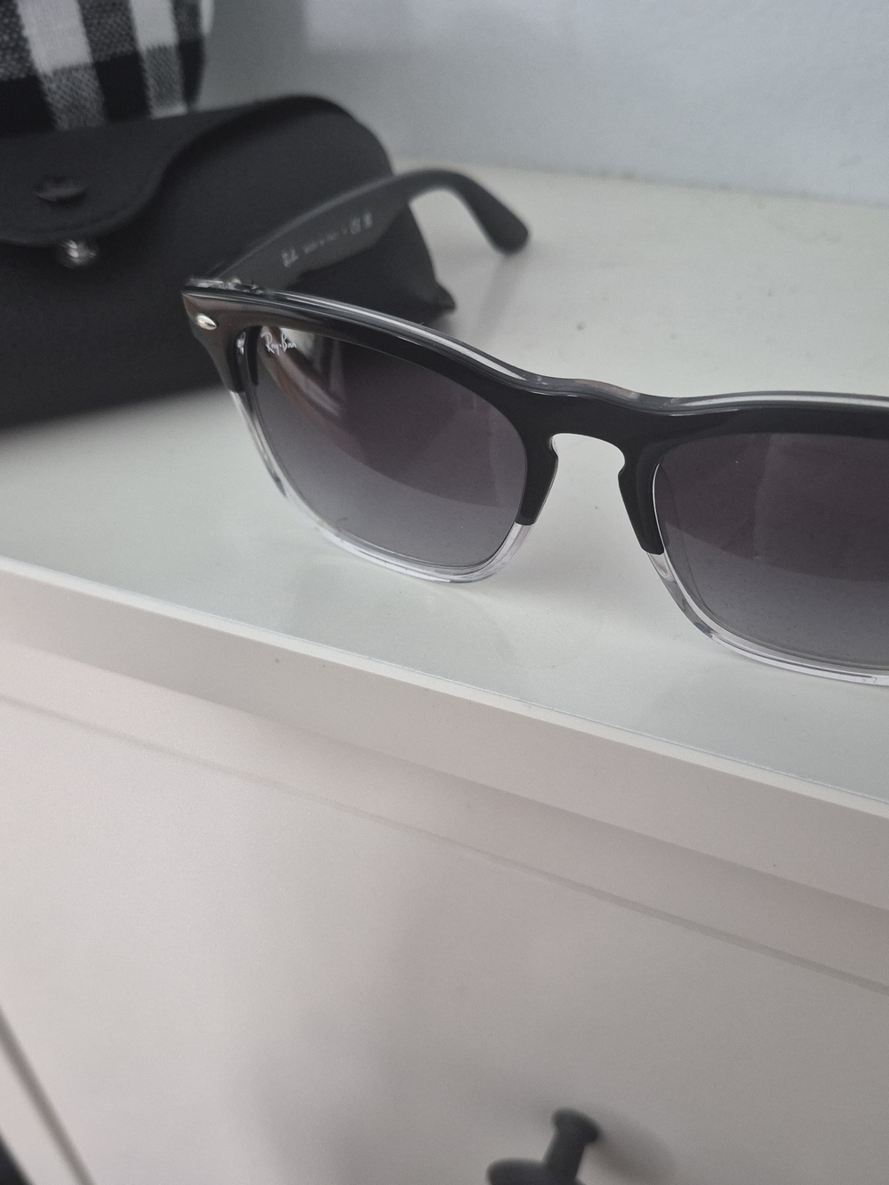 NEW Ray-Ban Black Wayfarer Temple Sunglasses